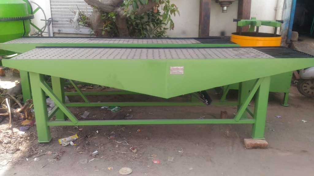 Vibrator Table - Model 2 (Green)
